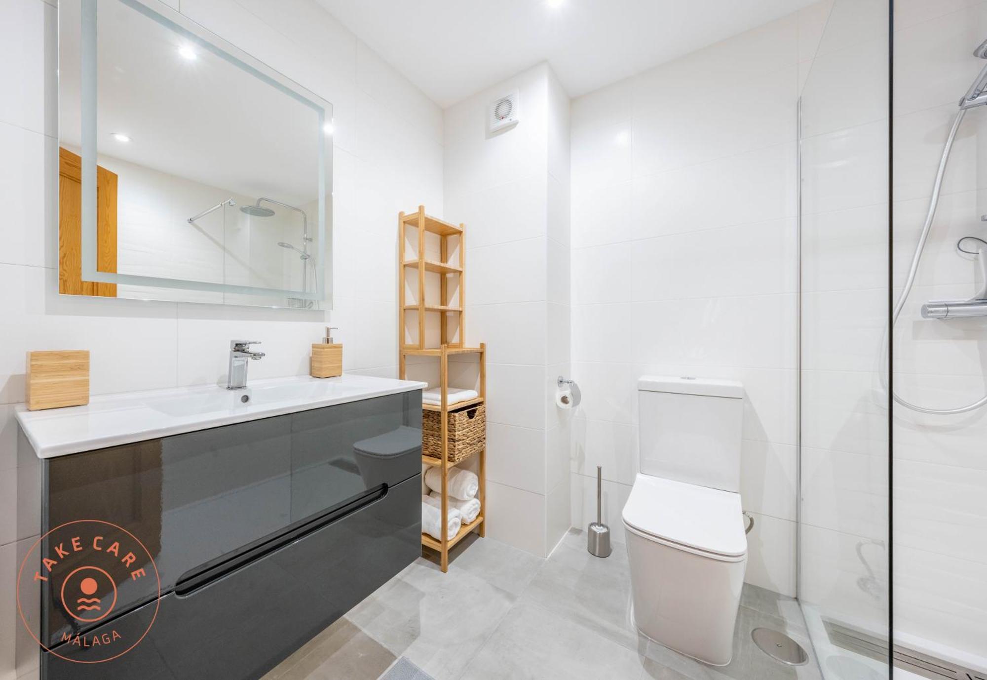 Cosy Apartment, - Tcm *